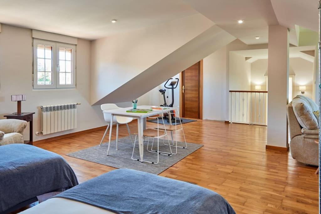 Casa Condomina Amés Esterno foto